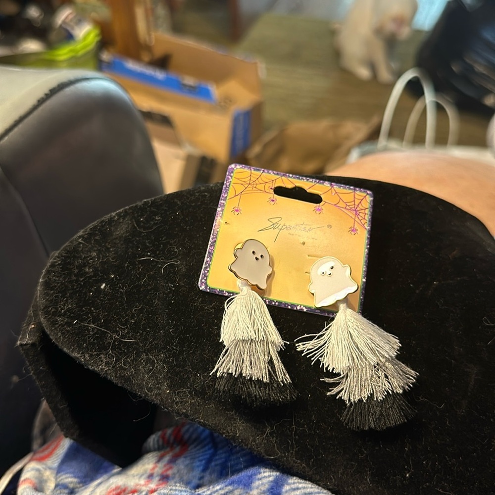 Halloween Earrings Absolutely Adorable Pierced. Ghost With White Gray & Black